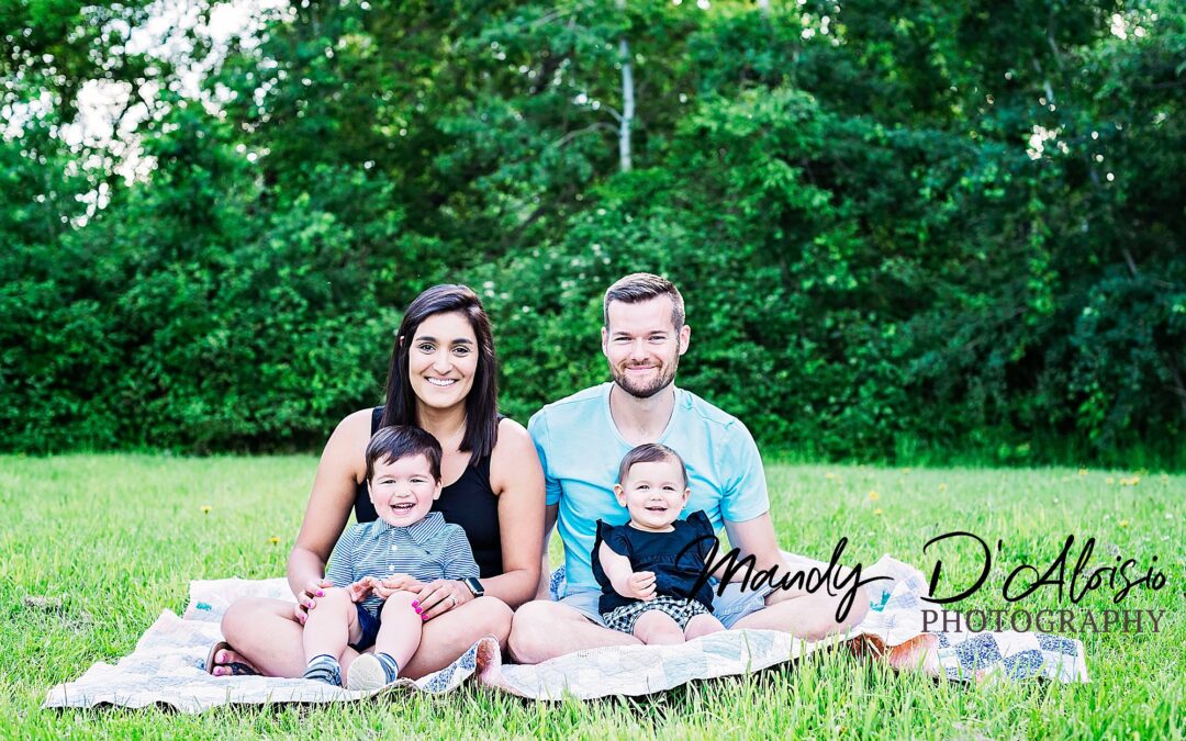 Small Family Summer Sunset Mini Session – Stittsville Family and Children Photographer